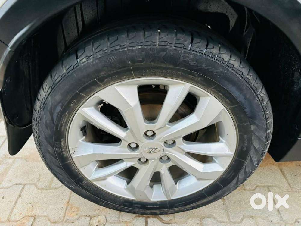 Mahindra Xuv300 W8, 2020, Petrol