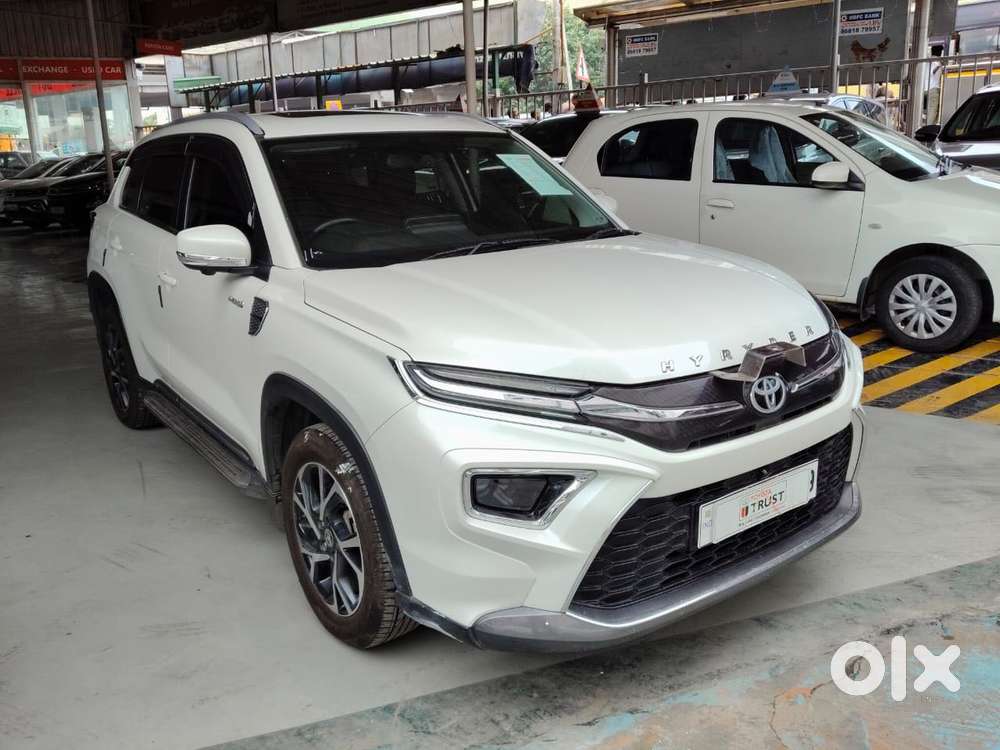 Toyota Urban Cruiser Hyryder 7 Seater V At Awd, 2023, Petrol