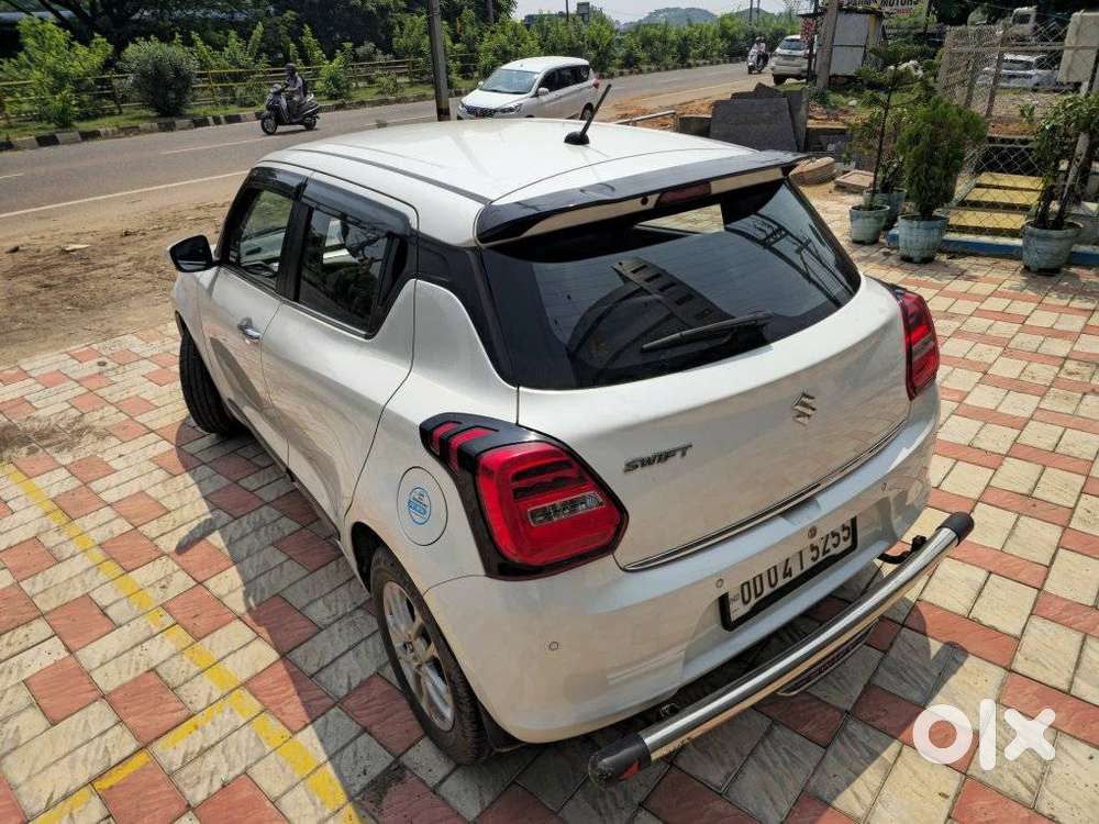 Maruti Suzuki Swift Zxi, 2023, Petrol