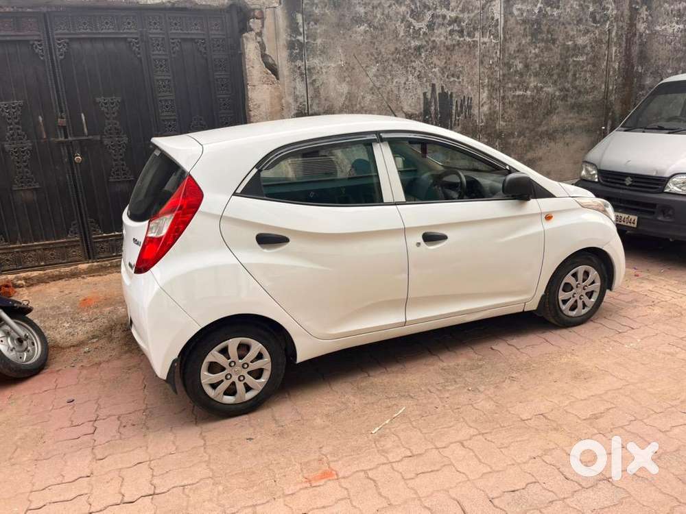Hyundai Eon Magna + 2015 Model