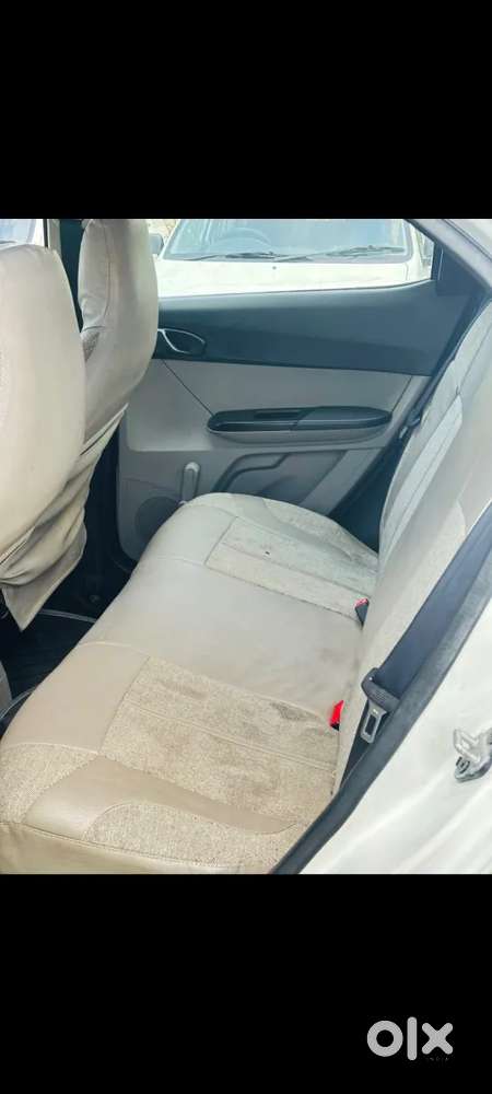Tata Tiago Xe, 2017, Petrol
