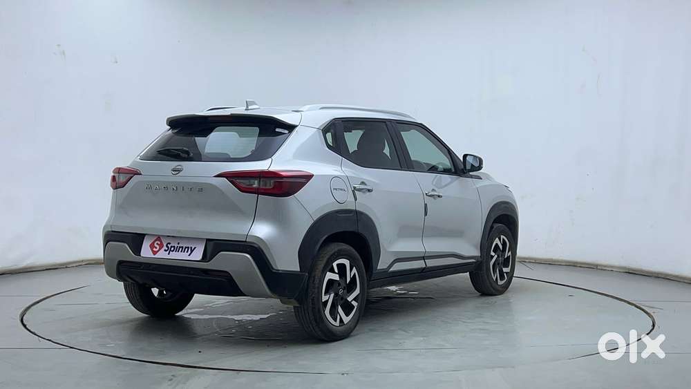 Nissan Magnite 1.0 Xv, 2022, Petrol