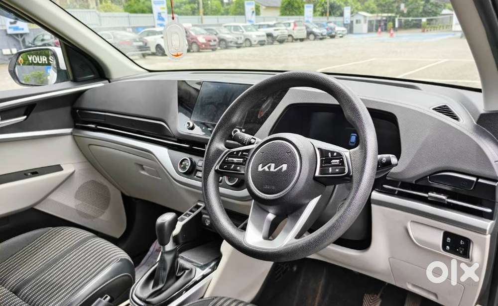 Kia Carens Prestige 1.5 Turbo Petrol Imt 7 Str, 2023, Petrol