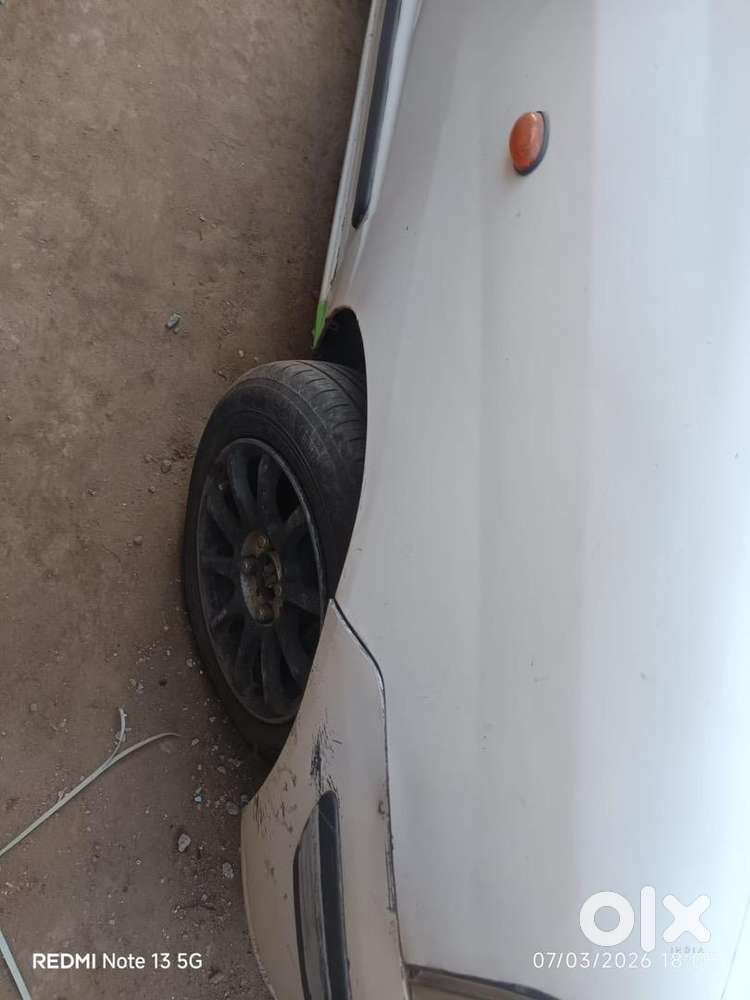Hyundai Car 2009 Odometer 50000