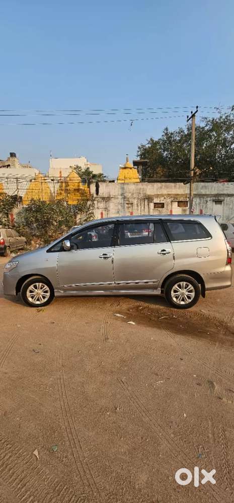 Toyota Innova 2.5 Gx 8 Str Bs-iii, 2015, Diesel