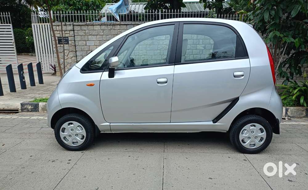 Tata Nano Genx Xta, 2016, Petrol