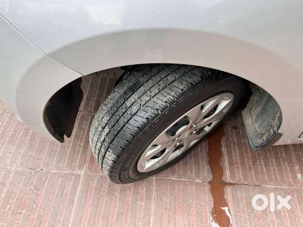 Hyundai Grand I10 At Sportz, 2013, Petrol