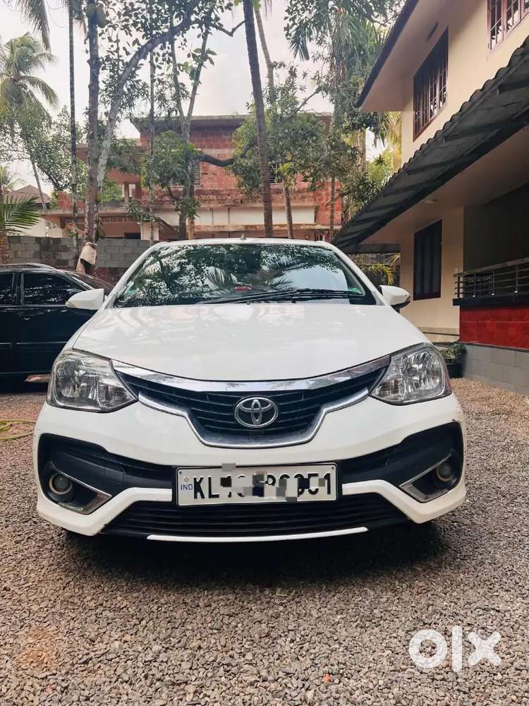 Toyota Etios 2011 Diesel 120000 Km Driven