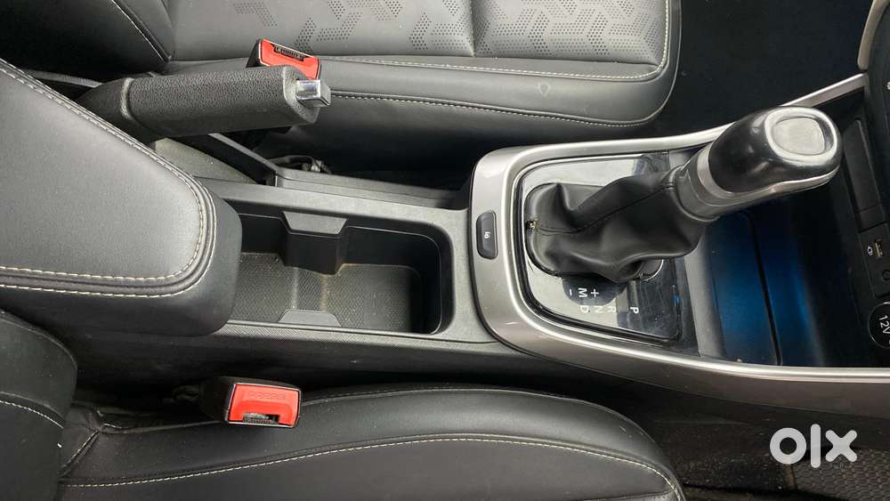 Tata Altroz 1.2 Xza Plus, 2022, Petrol