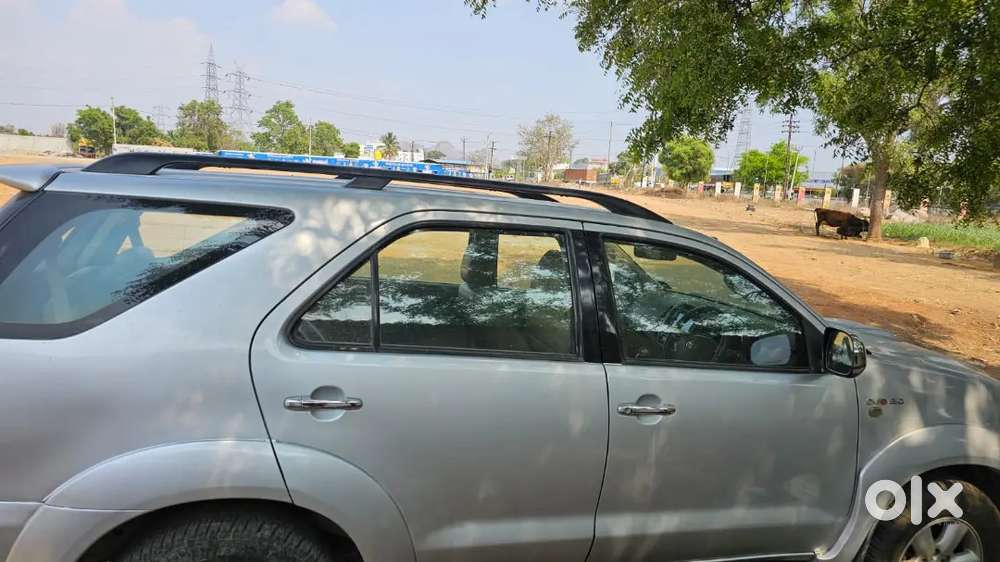 Fortuner 2010 Model Single Owner 177000 Km Driven Slightly Negotiable