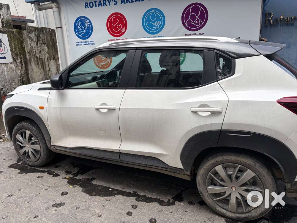 Nissan Magnite 2022 Petrol 27000 Km Driven