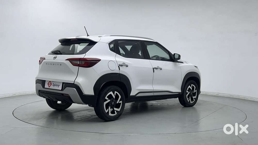 Nissan Magnite 1.0 Xv, 2021, Petrol
