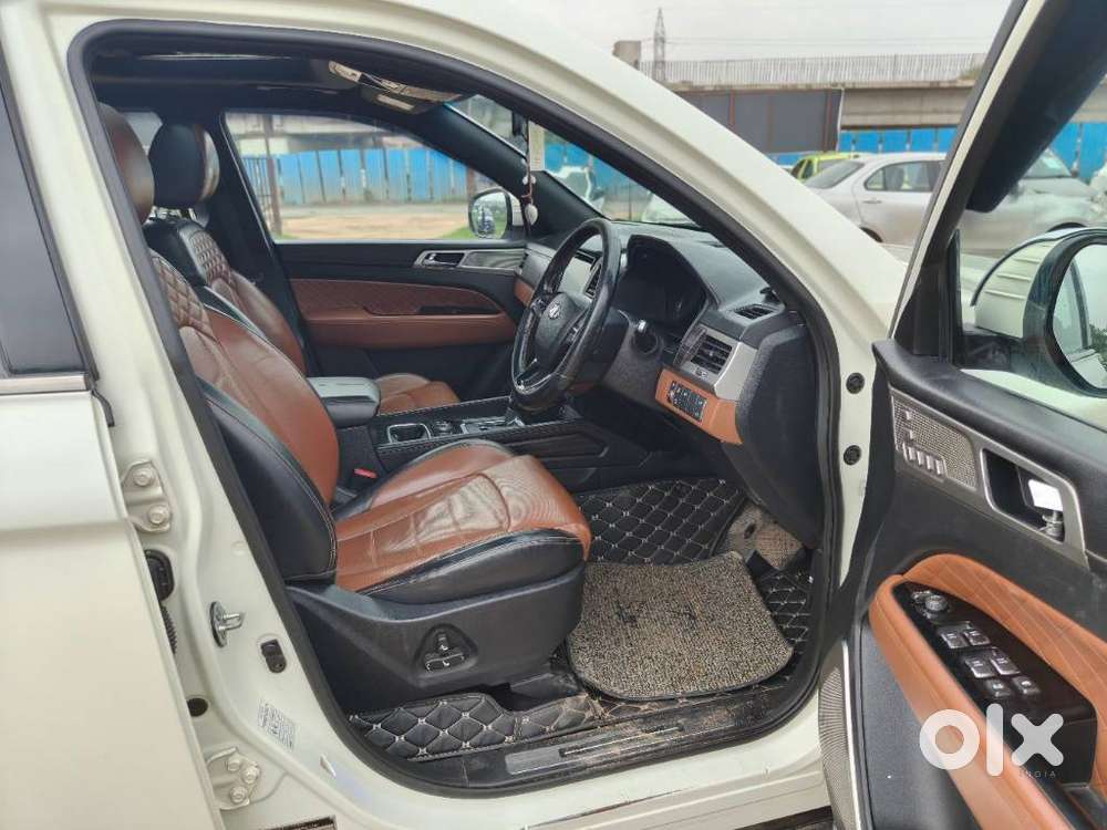 Mahindra Alturas G4 4wd At, 2019, Diesel