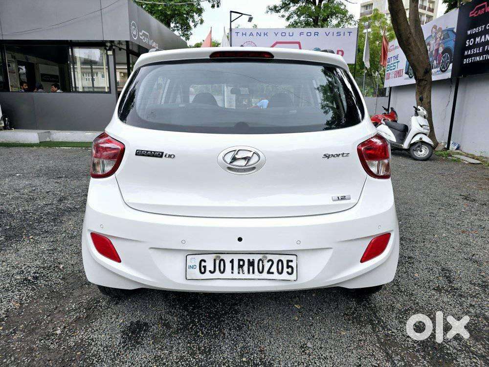 Hyundai Grand I10 2013-2016 Sportz Edition, 2015, Petrol