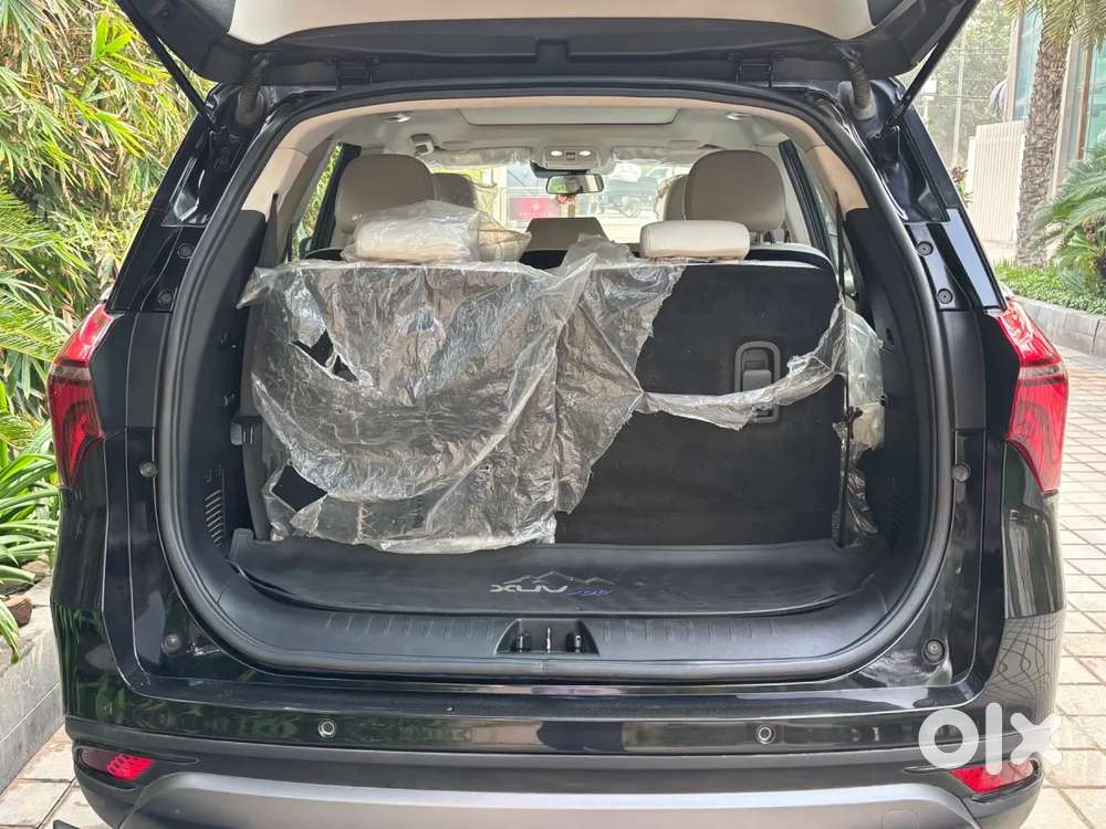 Mahindra Xuv700 2.2 Ax 7 Diesel Mt Luxury Pack Str, 2025, Diesel