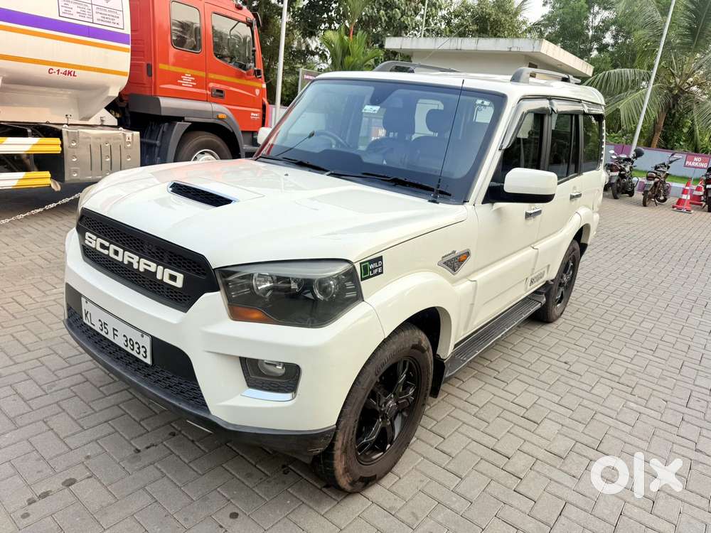 Mahindra Scorpio S10, 2014, Diesel
