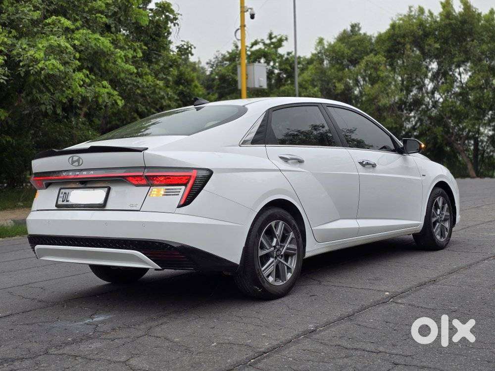 Hyundai Verna Sx 1.5 Petrol Ivt, 2023, Petrol