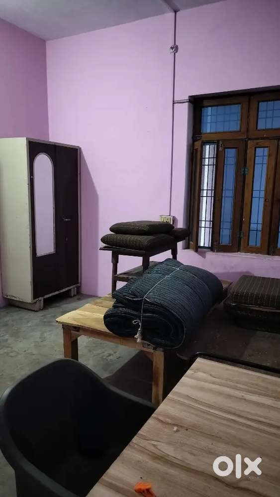 Room for rent naini gurunanak nagar