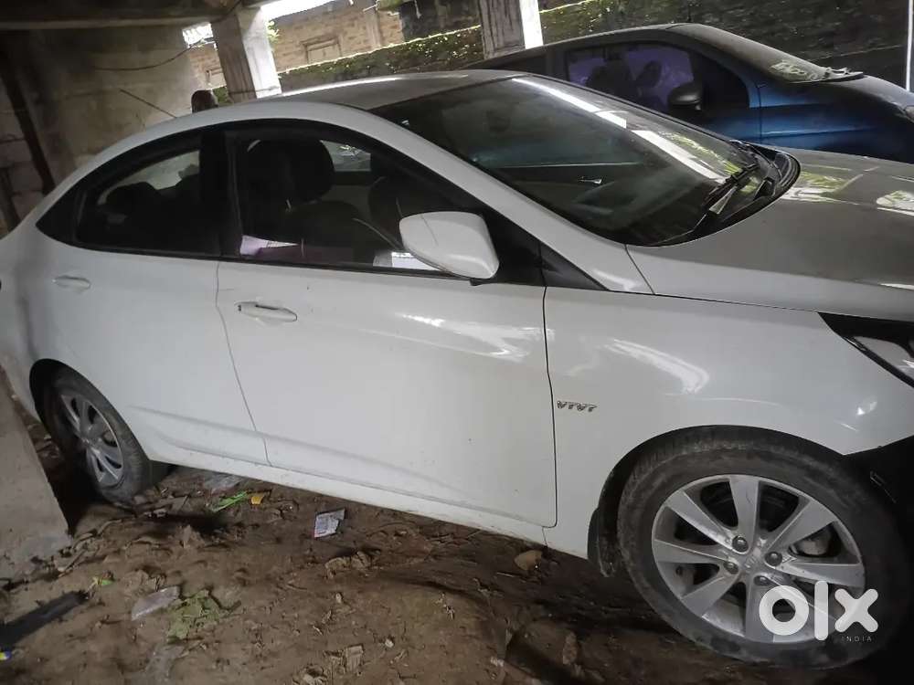Hyundai Verna 1.6 Sx 2012