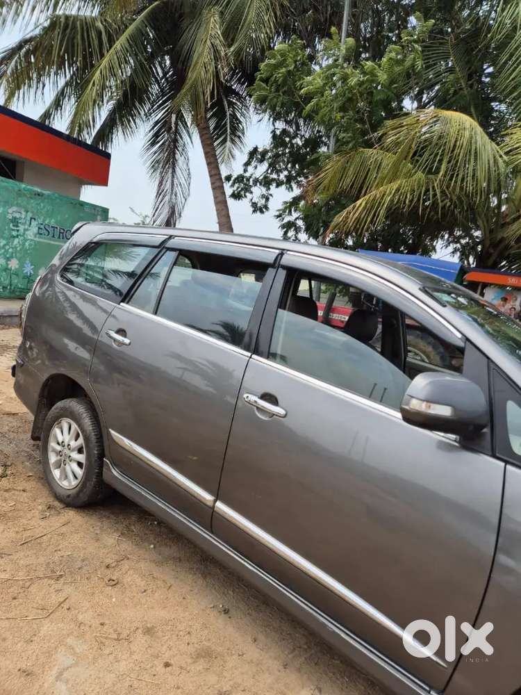 Toyota Innova 2014 Diesel 250000 Km Driven