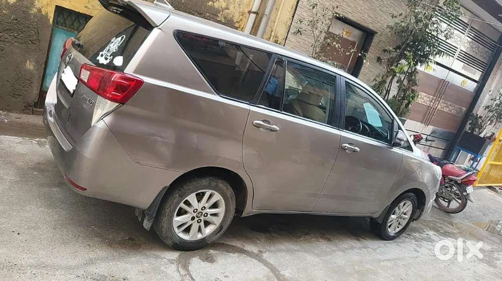 Toyota Innova Crysta 2019