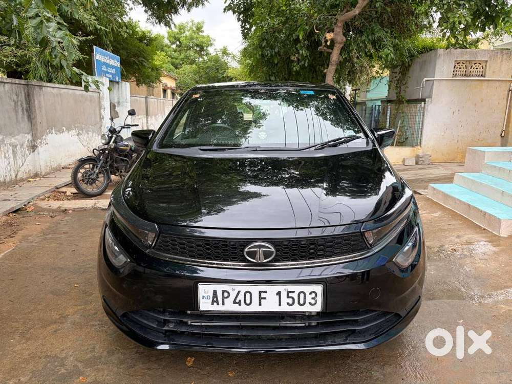 Tata	Altroz	Xz+s	D	1.2p	Bs6ph2
