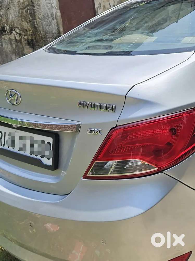 Hyundai Verna Diesel Manual In Excellent Condition Top Model