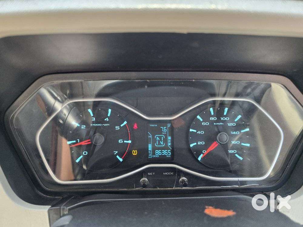 Mahindra Scorpio Classic 2.2 S 11 Mt 7 Str, 2018, Diesel