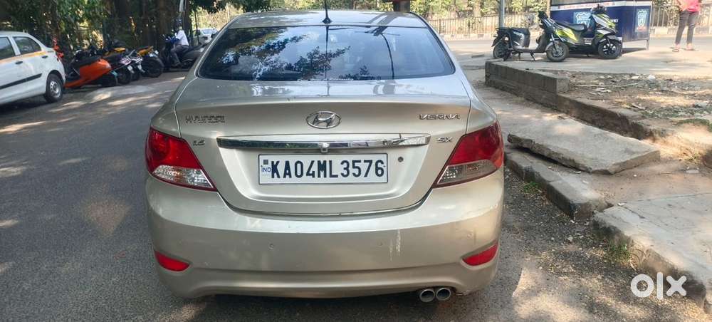 Hyundai Verna Petrol Car 2012