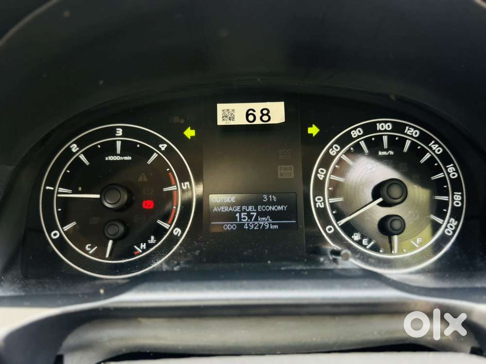 Toyota Innova Crysta 2.4 G Mt 7 Str, 2017, Diesel