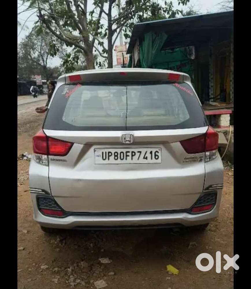 Honda Mobilio 2015  (25km/l) Ka Milage