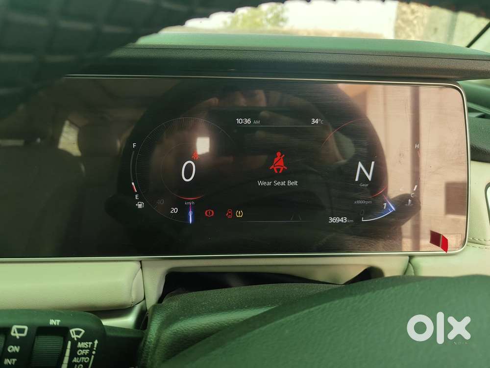 Mahindra Xuv700 2022 Km Driven 36000