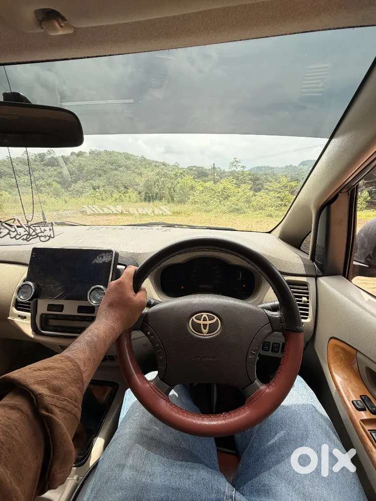 Toyota Innova 2010 Year Model