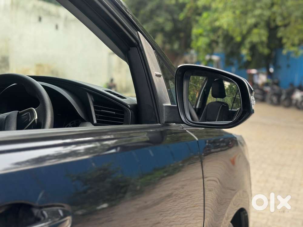 Toyota Innova Crysta [2020-ongoing] 2.4 Gx At 7 Str, 2021, Diesel