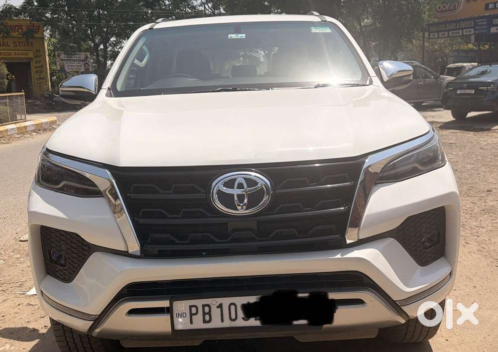 Toyota Fortuner 4x4 At 2.8 Diesel, 2022, Diesel