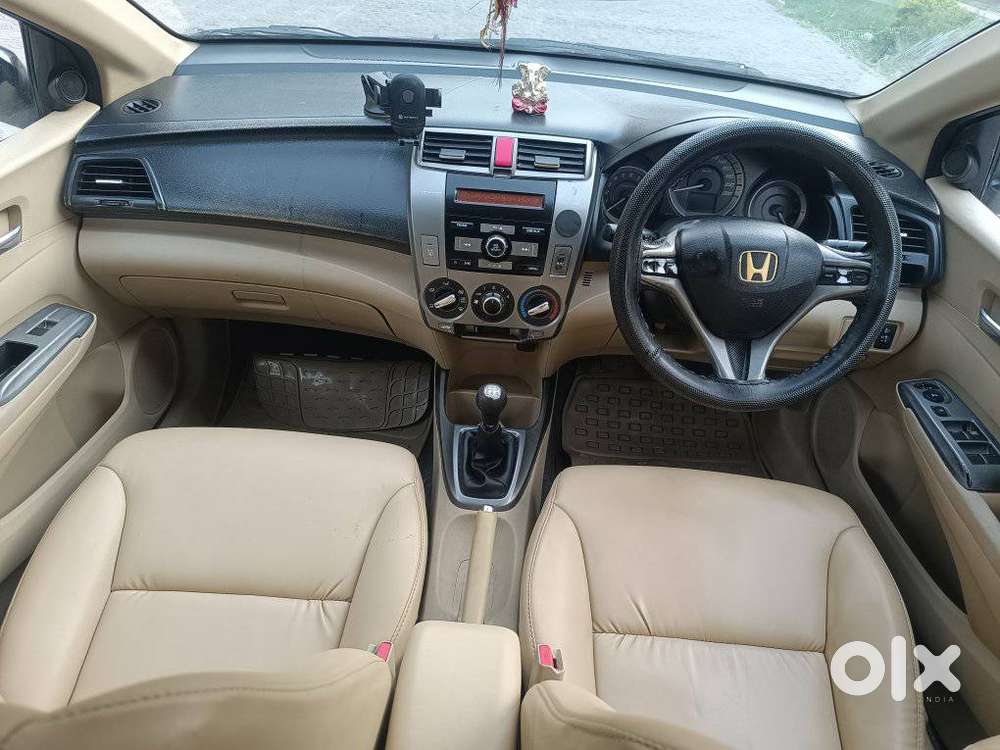Honda City V Mt Sunroof, 2012