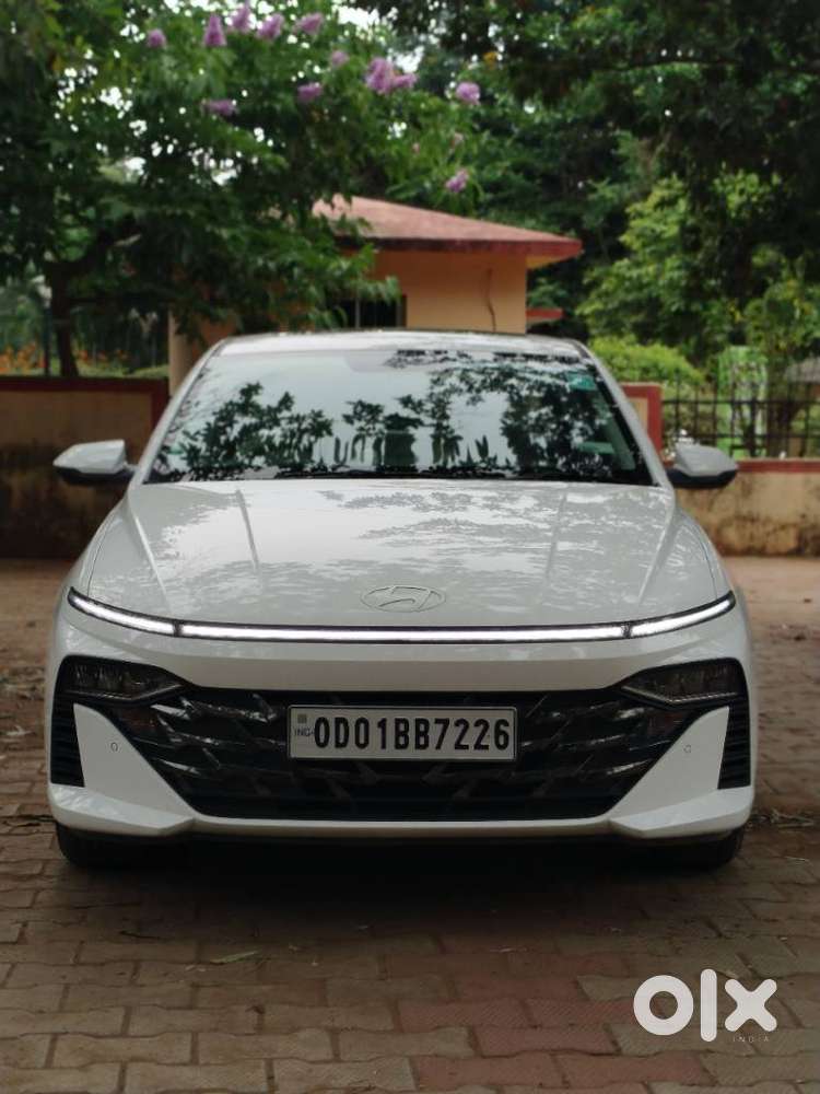 Hyundai Verna 1.5 Sx (o) Ivt, 2025, Petrol