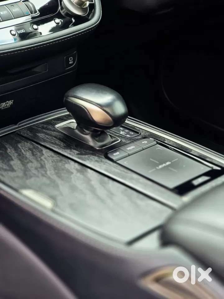 Lexus Ls, 2022, Petrol