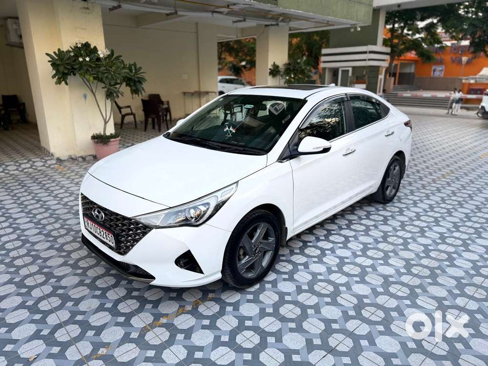 Hyundai Verna 1.5 Sx Ivt, 2021, Petrol