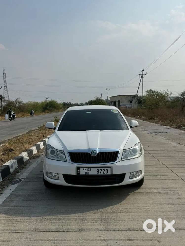 Skoda Laura 2013 Diesel 98000 Km Driven