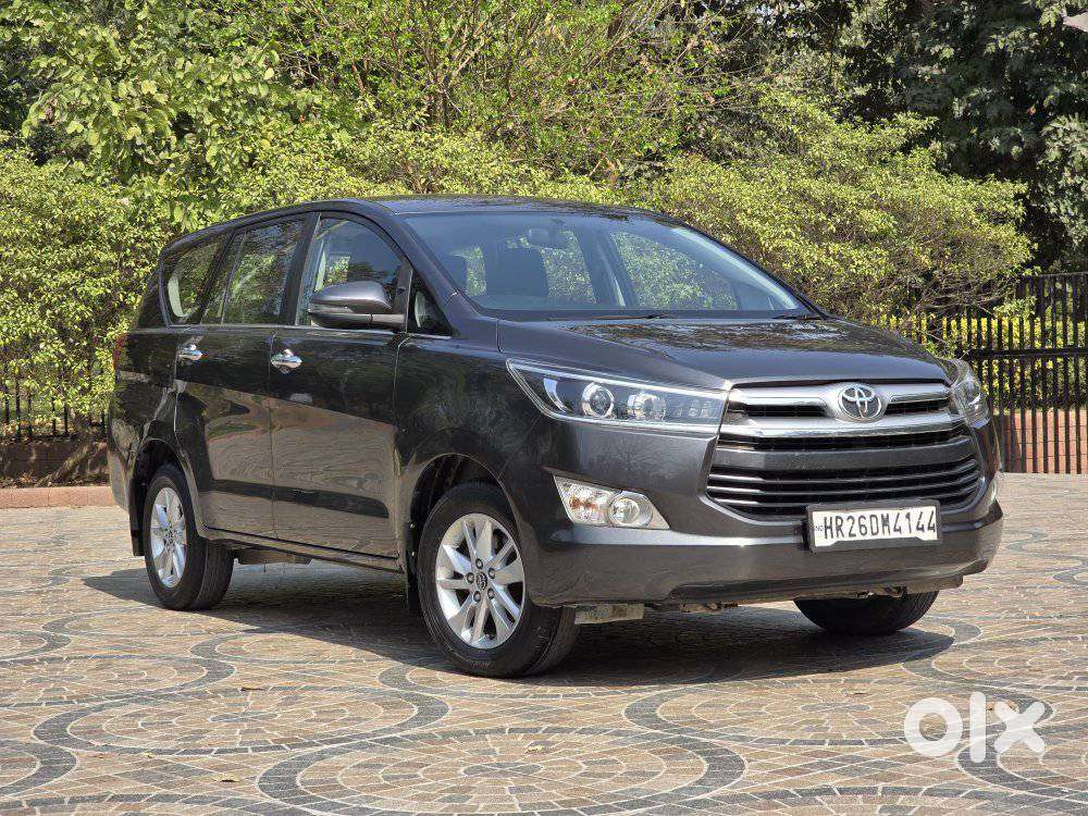 Toyota Innova Crysta