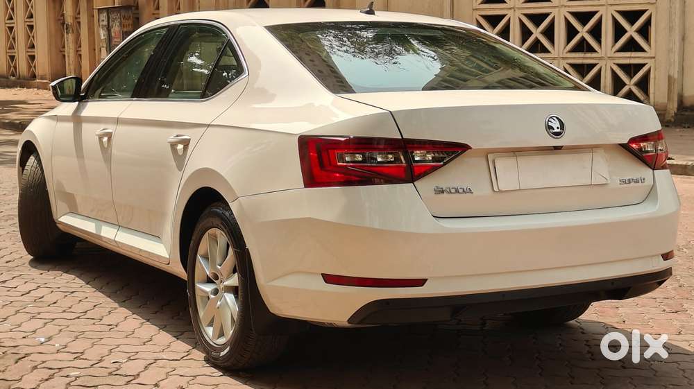 Skoda Superb Lk 1.8 Tsi At, 2017, Petrol