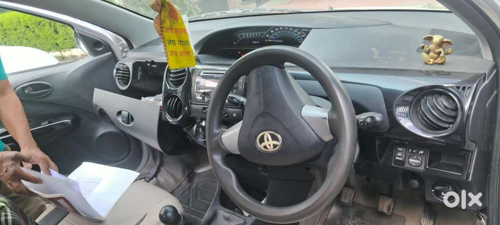 Toyota Etios Cross 1.2l G, 2018, Petrol