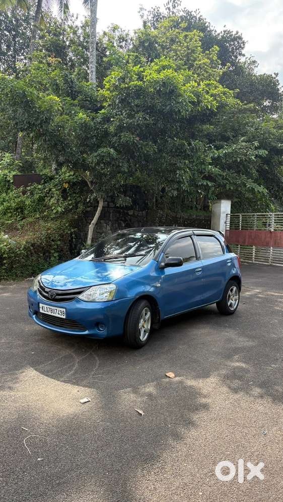 Toyota Etios Liva 2012
