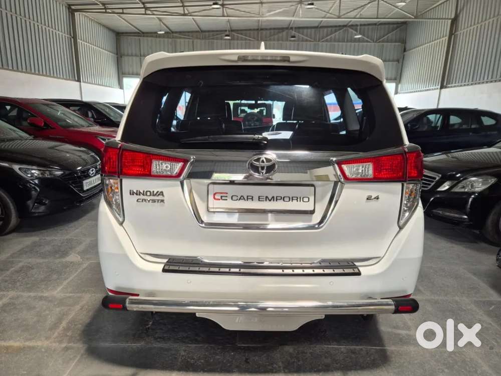 Toyota Innova Crysta 2.4 G Mt 7 Str, 2022, Diesel