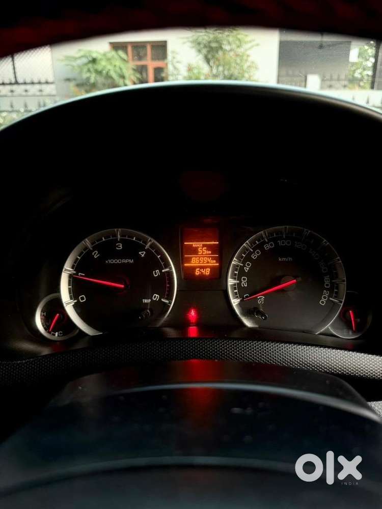 Maruti Suzuki Swift Vdi Diesel In Brand New Condition Brand New Alloy