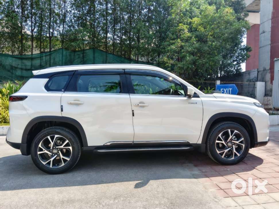 Toyota Urban Cruiser Hyryder 1.5 V Hybrid, 2025, Petrol