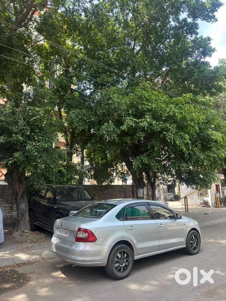 Skoda Rapid 2013 Diesel 85000 Km Driven