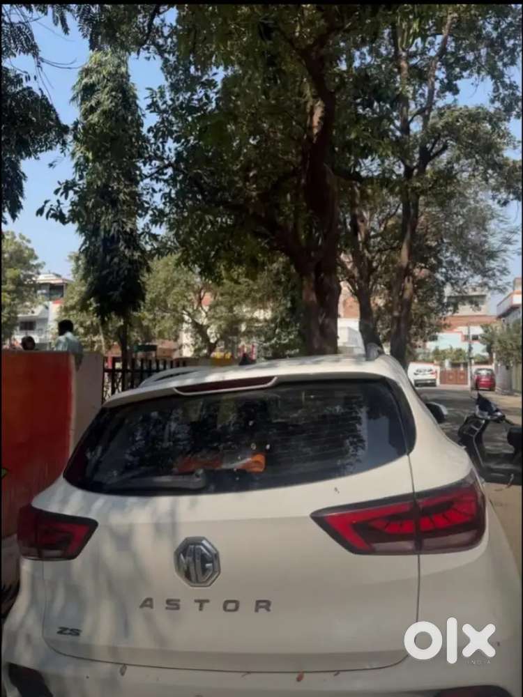 Mg Astor 2023 Petrol 23000 Km Driven