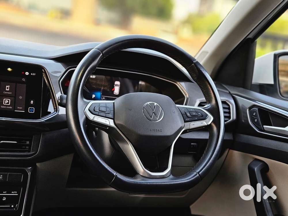 Volkswagen Taigun 1.0 Tsi Topline At, 2022, Petrol